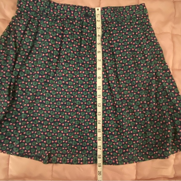 Gap Pattern Skirt Navy/Green/Pink (size 4) - Picture 4 of 5